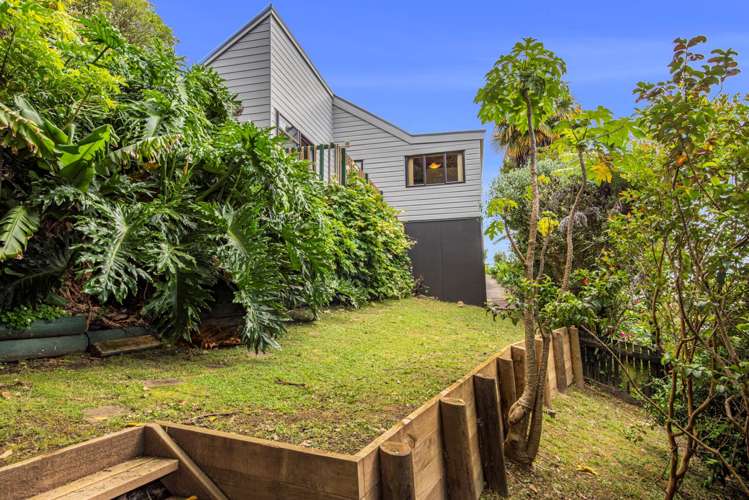 9 Punga Grove Avenue Riverside_13