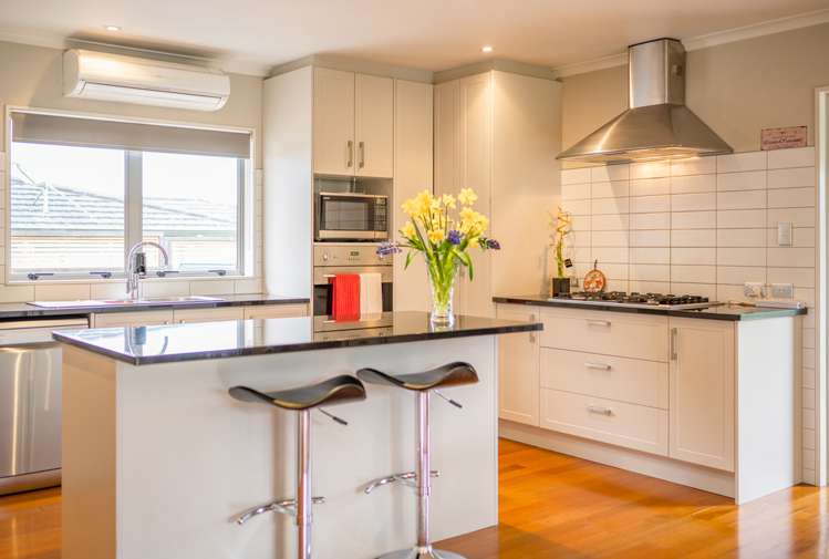 22 Gibbston Crescent Flat Bush_5