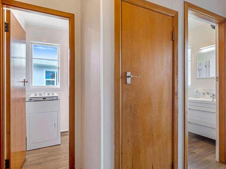 40 Hadfield Crescent College Estate_22