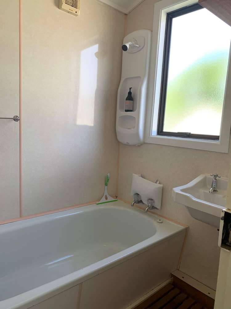 212 Waitaki Drive Otematata_10