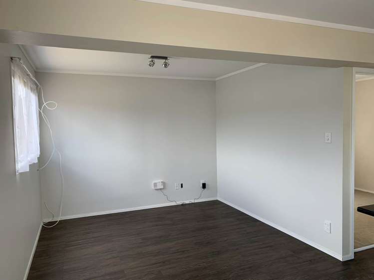 92a Athena Drive Totara Vale_2