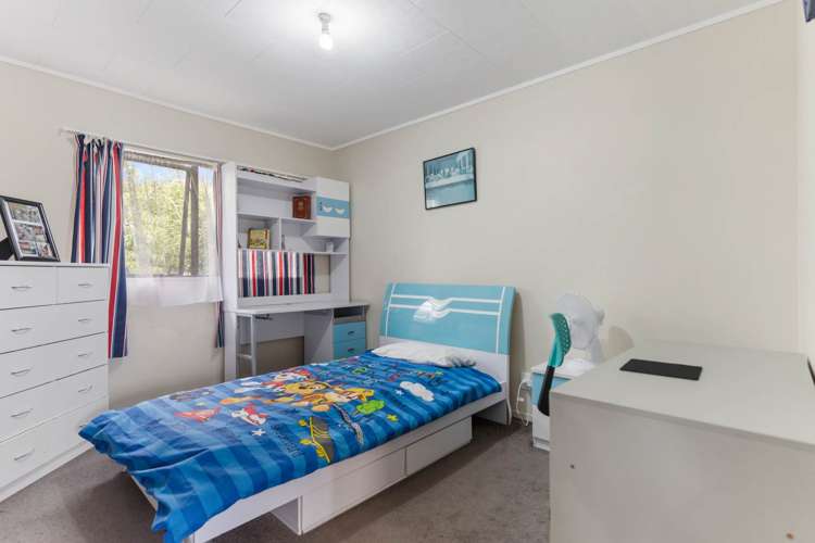 8 Zurich Place Manurewa_12