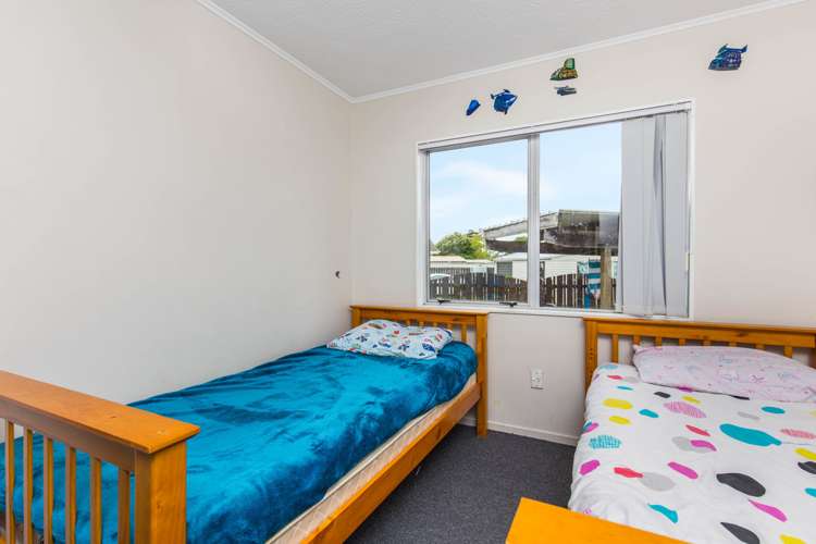 498 Roscommon Road Clendon Park_14