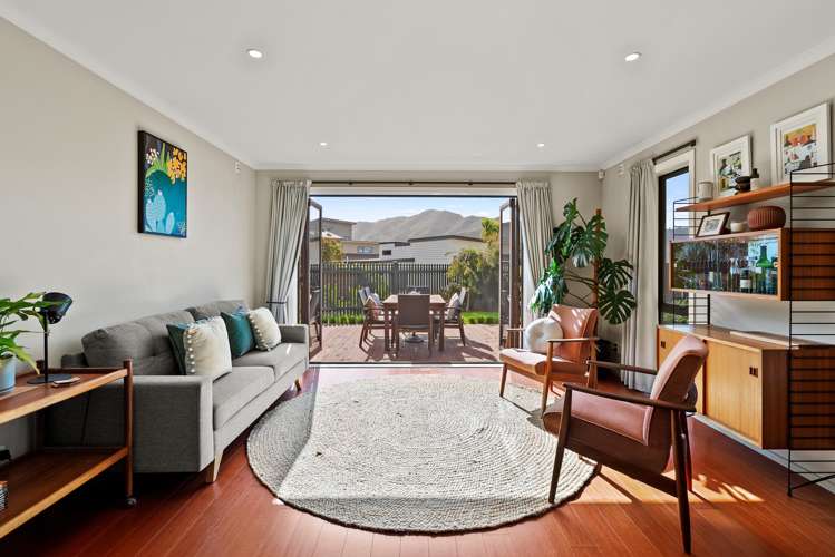 73 Downing Street Crofton Downs_2