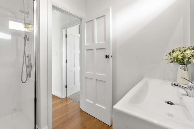 32 Hanlon Crescent Narrow Neck_12