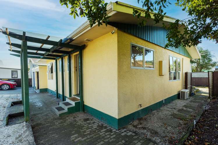 1 Maitland Avenue Stoke_17