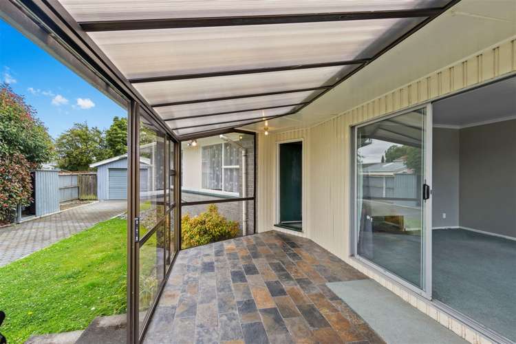 4 Davidson Crescent Hornby_11