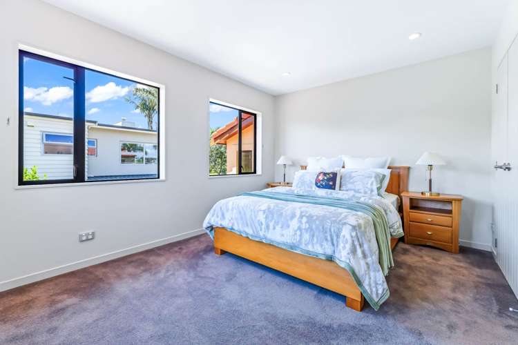 16 Tranquility Rise Mellons Bay_24