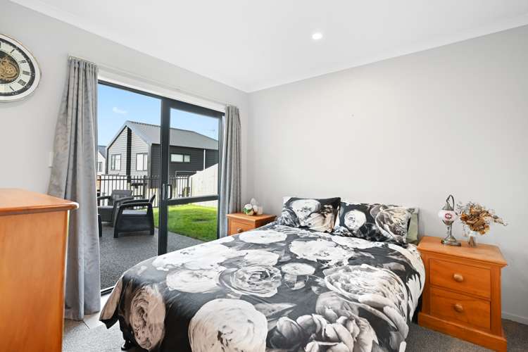 1/19 Onukutara Place Huntington_14