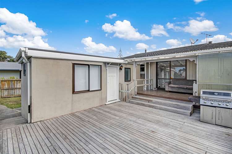 7 Kaweka Street New Lynn_23