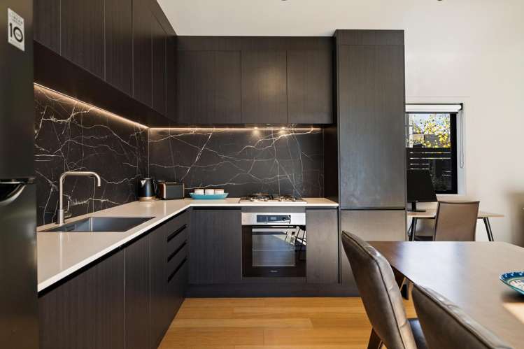 5 Escalator Avenue_5