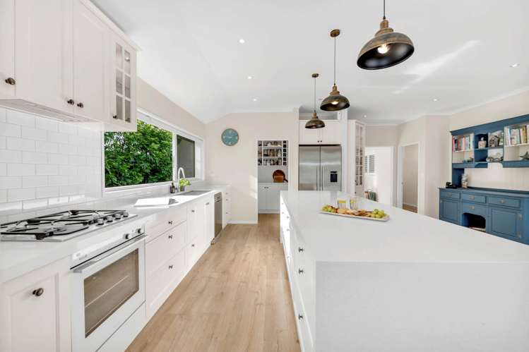 70 Liberty Crescent Beachlands_11