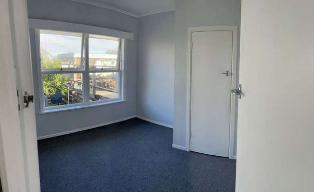 6/34 Lake Pupuke Drive Takapuna_3