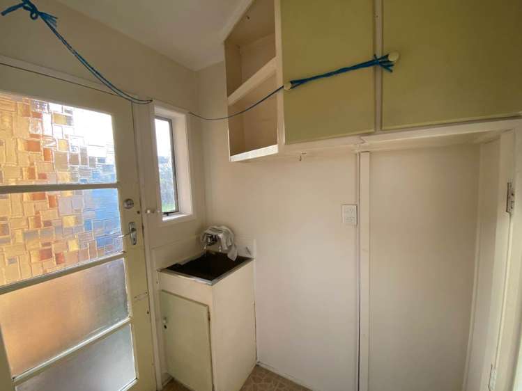 Hedge Row Sunnyhills_5