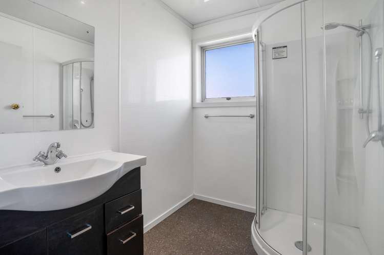 35 Dejoux Road Winton_11
