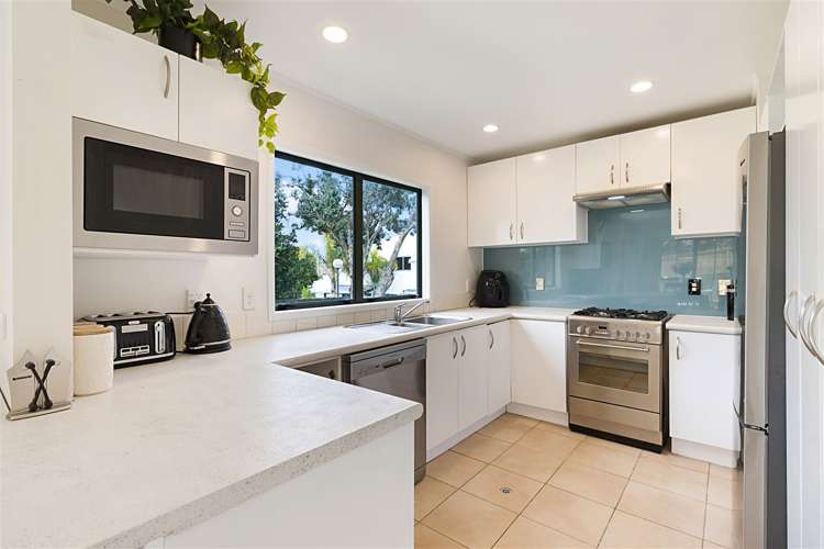 10/485 Don Buck Road Massey_8