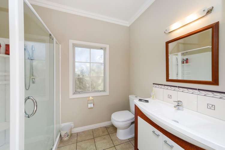 22 Kebbell Terrace Ohau_12