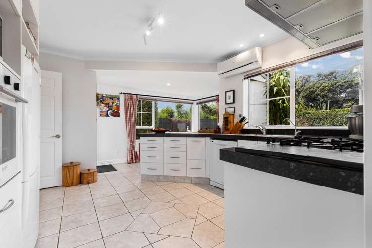 44A & B Ngarara Road Waikanae_11