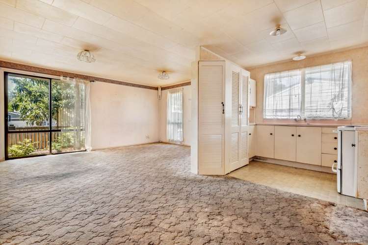 1/9 Bayside Avenue Te Atatu Peninsula_4