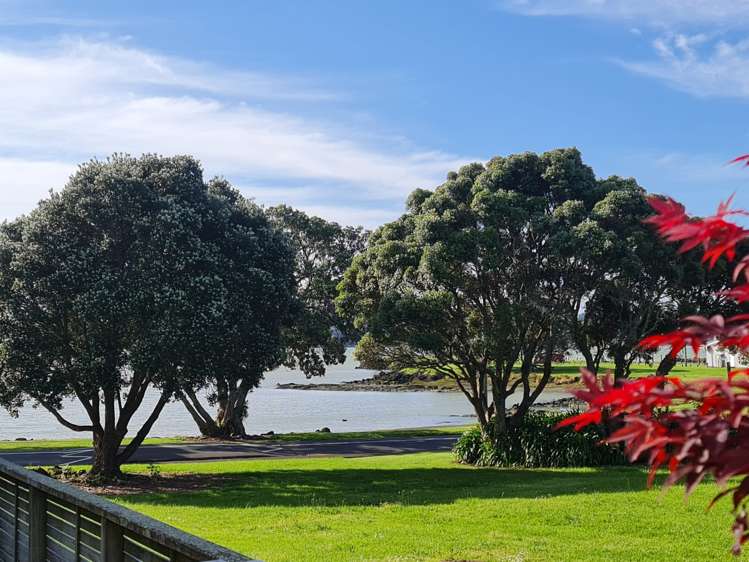 1/37 Kiwi Esplanade Mangere Bridge_2