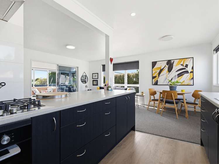 5 Hetherington Road Ranui_12