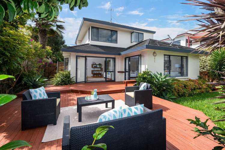 2/35 Clovelly Road Bucklands Beach_13