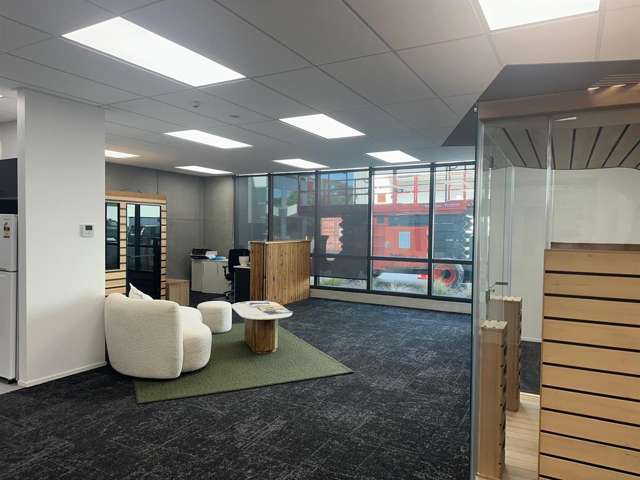 130G Hugo Johnston Drive Penrose_1