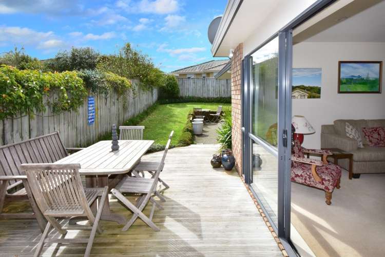 73 Kath Hopper Drive Orewa_18