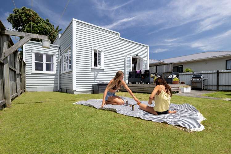 7 Tay Street Mount Maunganui_12