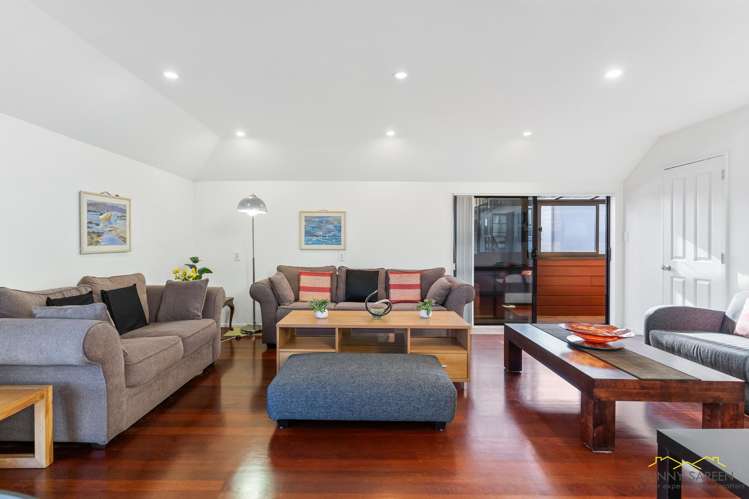 1/325 Mount Albert Road_1