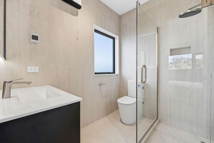 17A-E Cypress Place Sunnynook_24