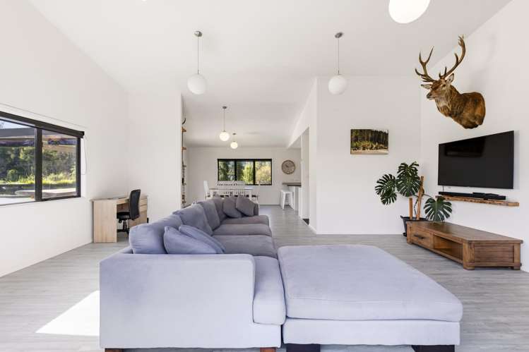 92 Lisland Drive Kinloch_11