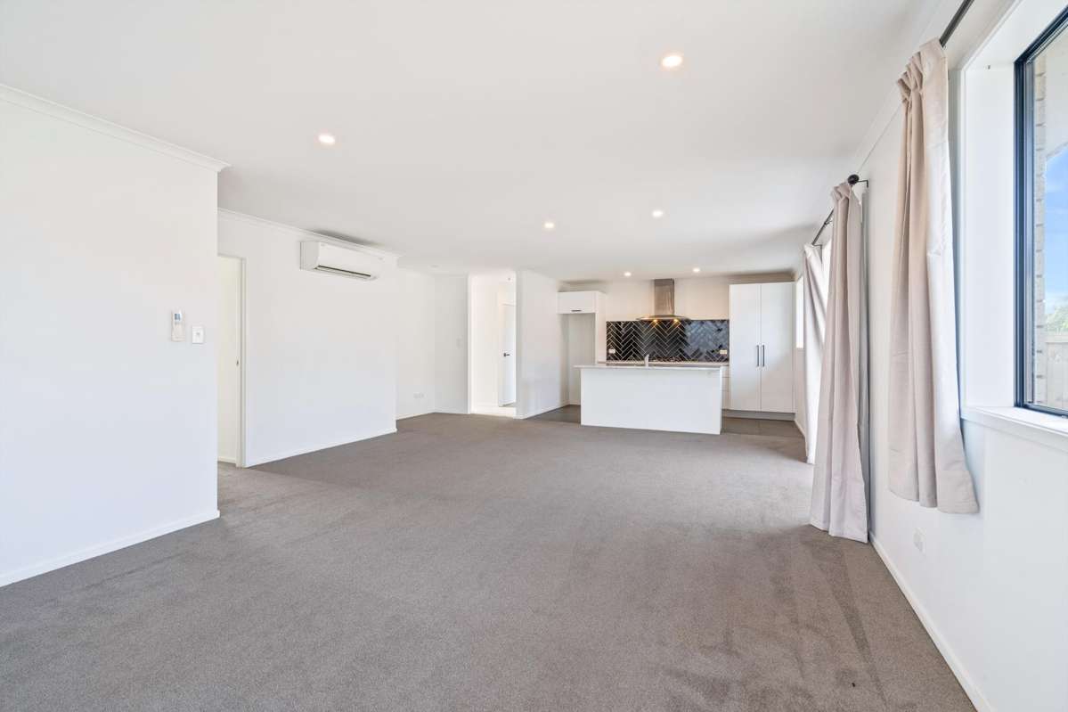 49 Plover Street_1
