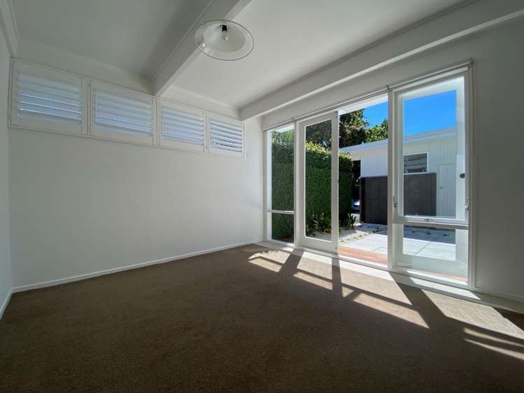3/252 Hurstmere Road Takapuna_7