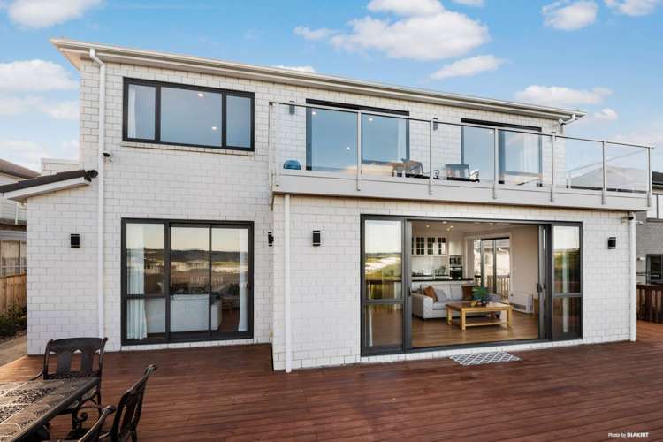 8 Ascension Crescent Orewa_7