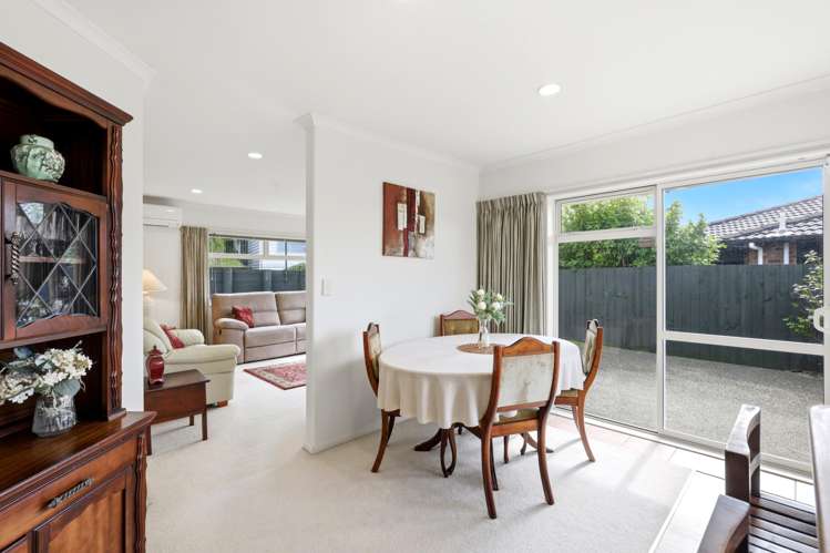 14 Chesterfield Way Orewa_6