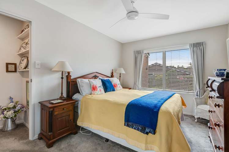 45 The Grove Red Beach_7