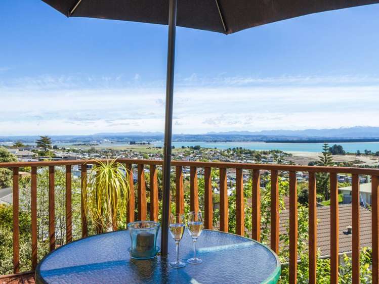 32a Stansell Avenue Moana_2