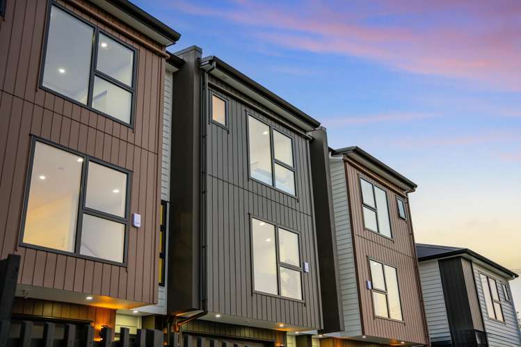 1d Stephen Lysnar Place Hillsborough_22