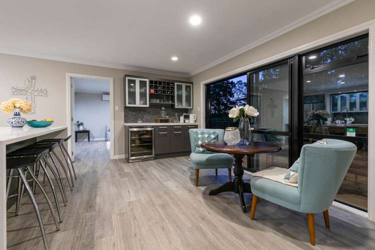 3 Oakford Park Crescent Greenhithe_10