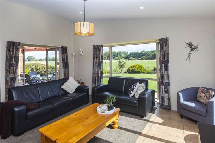 54 Queens Avenue Waikuku Beach_7