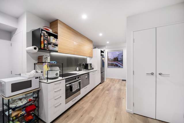 13/24 Percy Street Phillipstown_3