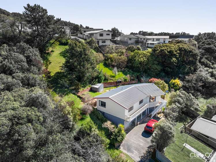 53 Omapere Street Whitby_12