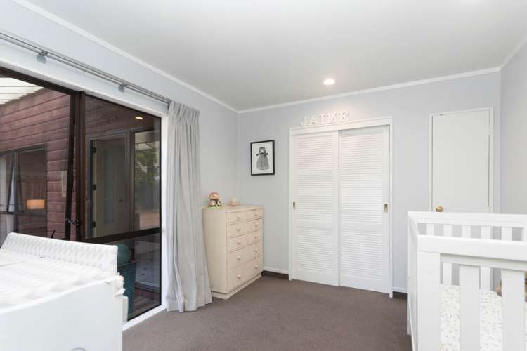 8 Kingshaven Close Mount Roskill_22