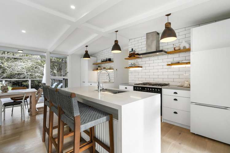 86 Upper Waiwera Road Puhoi_7