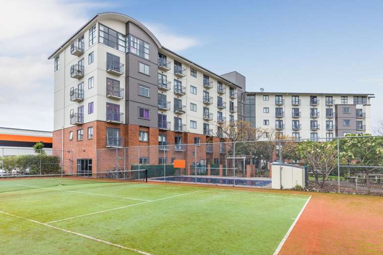 6c/17 Crown Lynn Place New Lynn_7