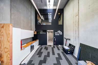 Unit 5/36 Peters Way_2