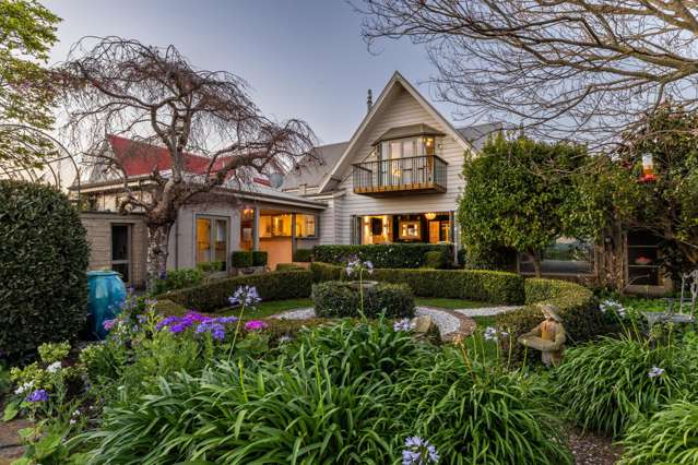Architectural heritage on Bluff Hill