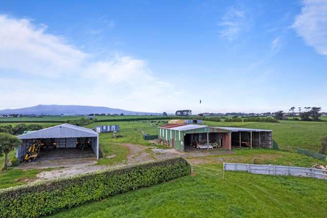 27 ha Dairy Support Property