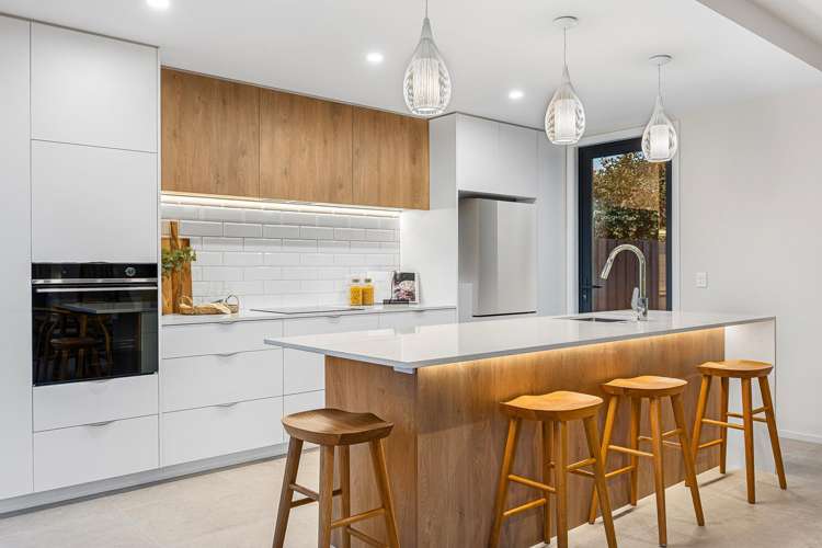 1 & 2/14 Grange Street Hillsborough_2